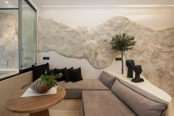 Portara Superior Suites with Sea View & Hot Tub